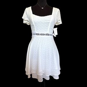 NWT City Triangles Woman’s XS Elegant White Ruffle Lace Dress With Sheer Sleeves